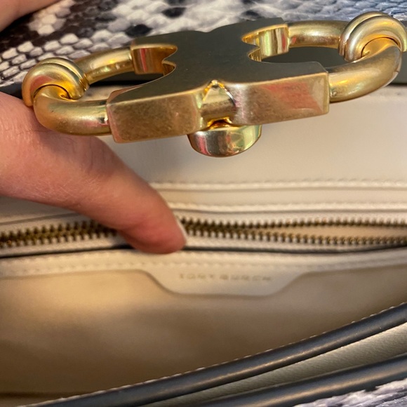 Tory Burch Gemini Gray Snakeskin Embossed Bag - Picture 11 of 14